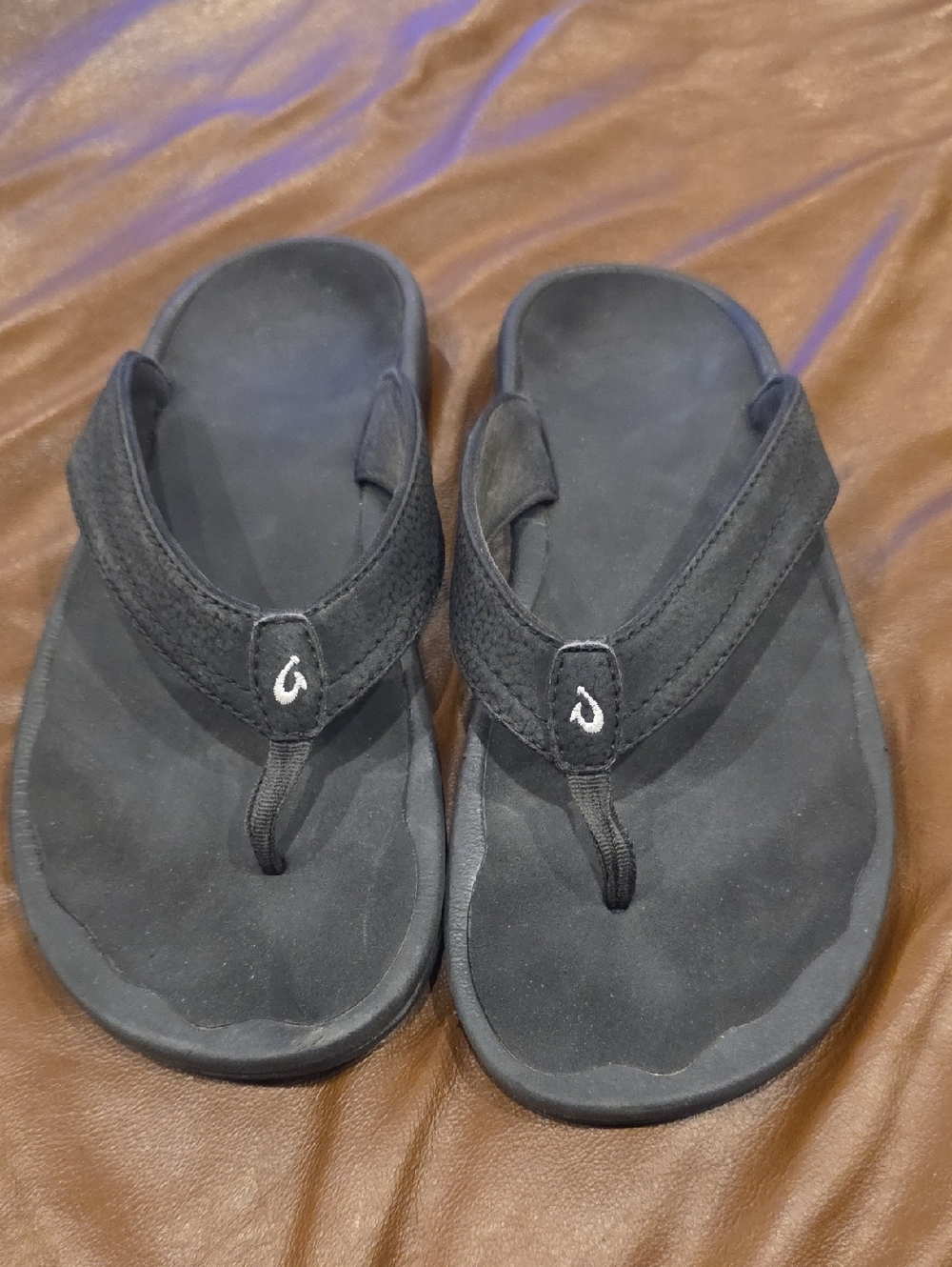 Olukai Ohana Womens Sandals Black  Sz 8